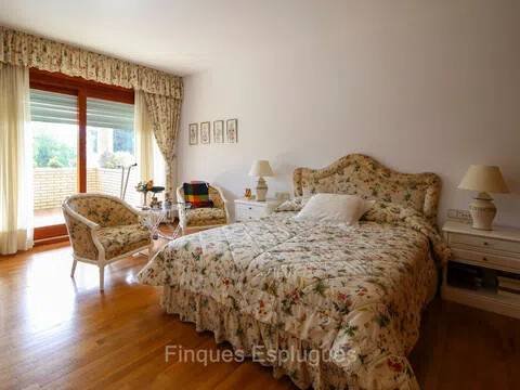 Casa de 619 m² en Esplugues de Llobregat
