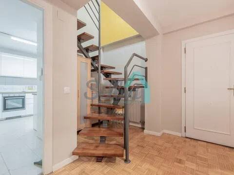 Piso de 84 m² en Oviedo