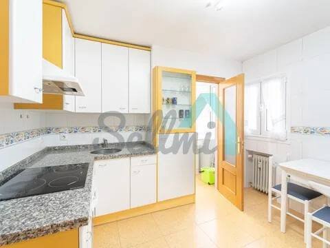 Appartamento 84 m² a Oviedo