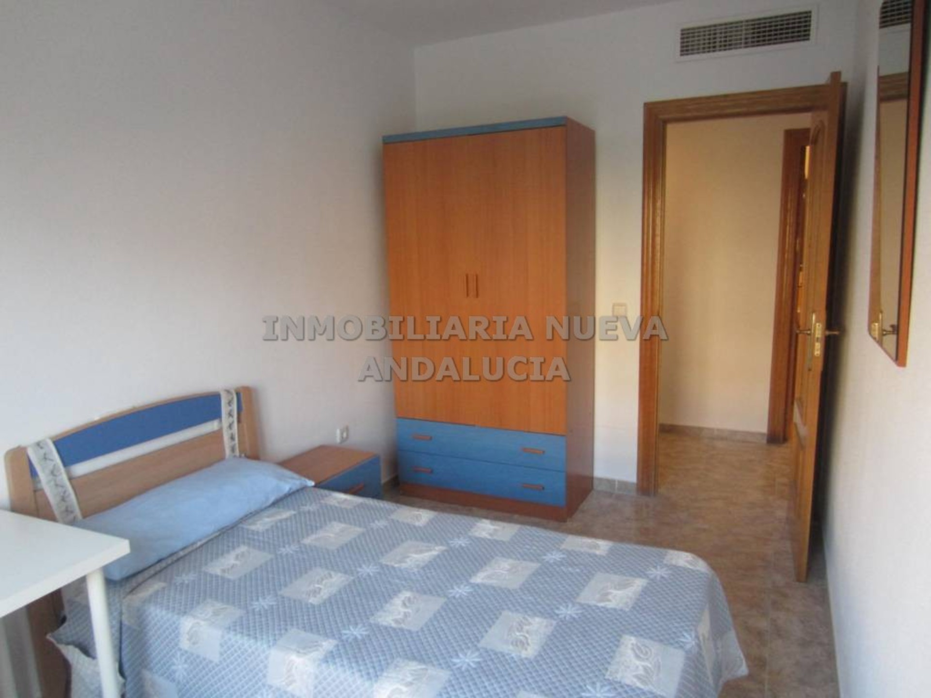 Piso de 100 m² en Almería