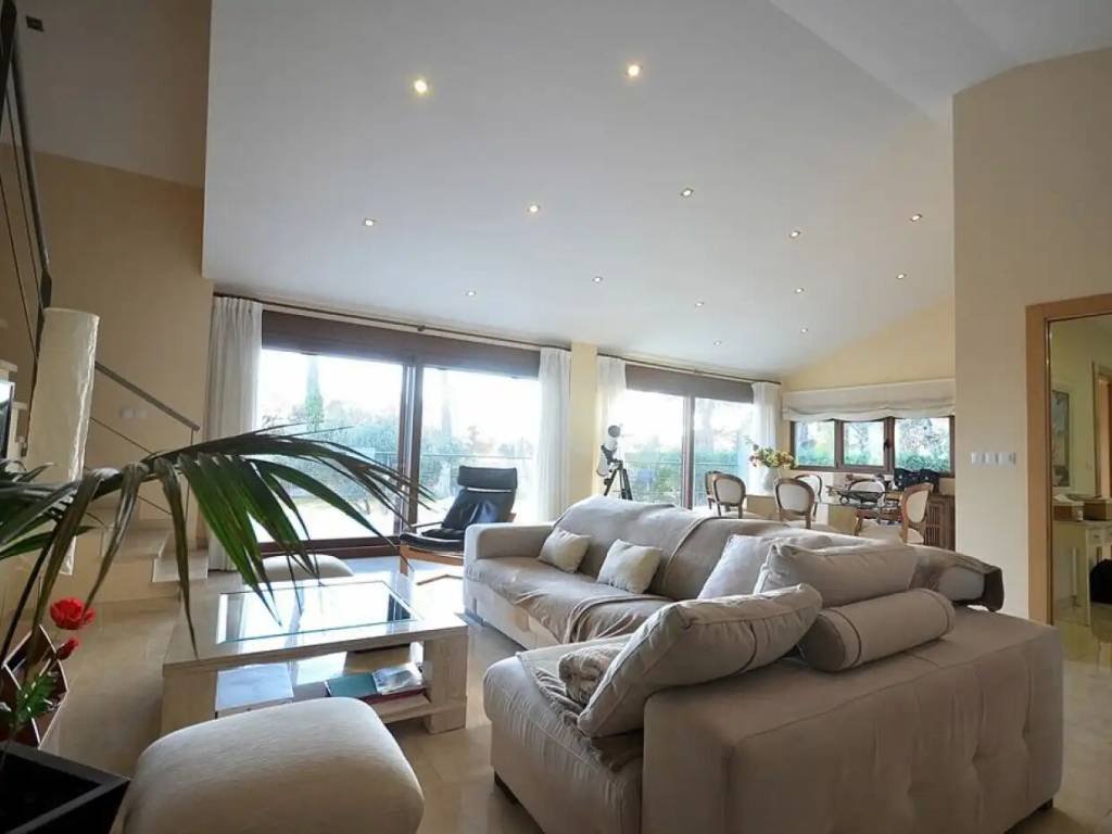 Casa de 350 m² en Albacete