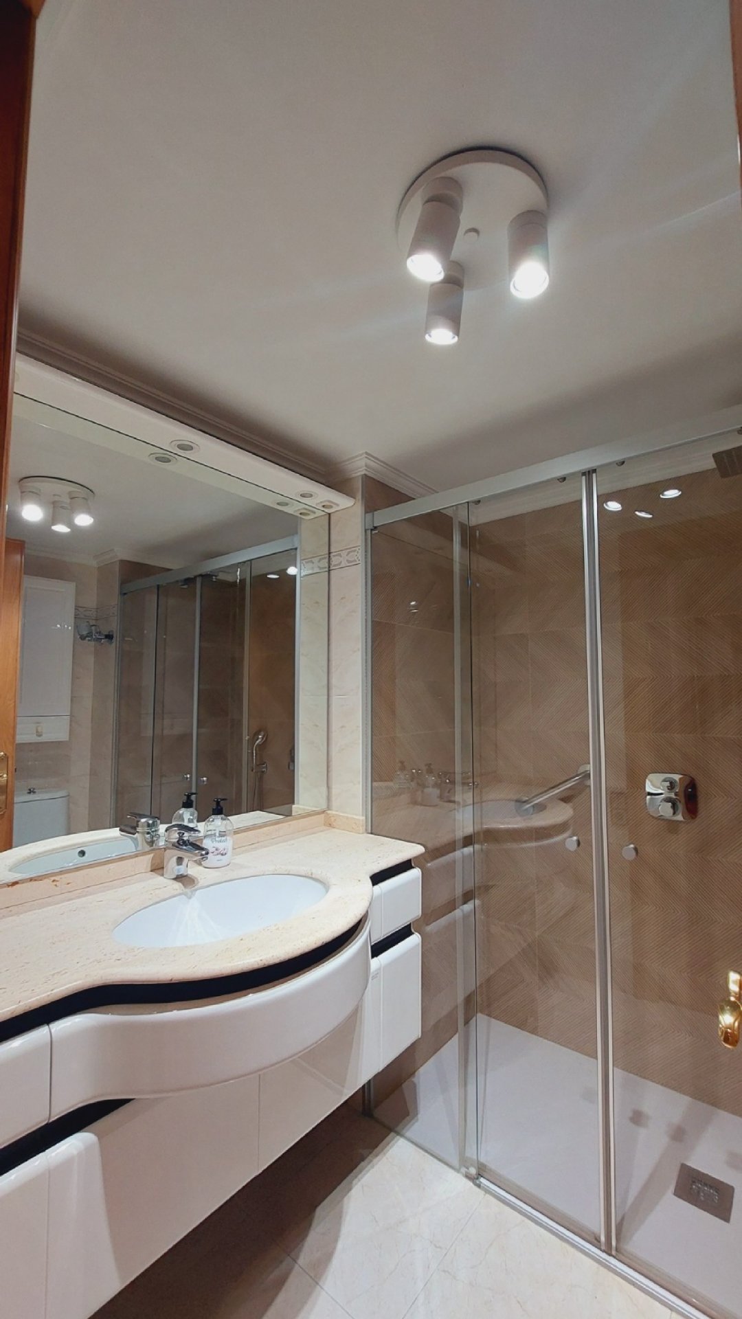 Piso de 115 m² en Pamplona