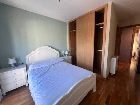 Pis de 80 m² a Oleiros