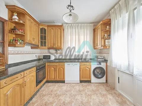 Piso de 146 m² en Oviedo
