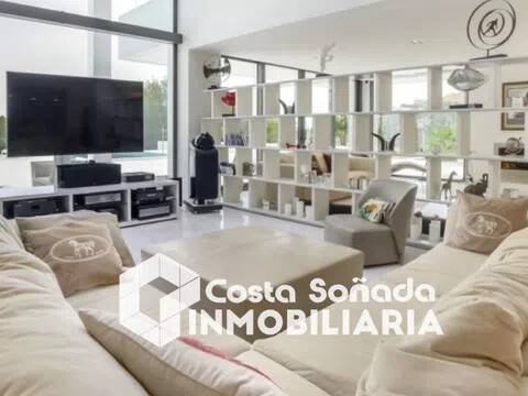 Casa de 1500 m² en Altea