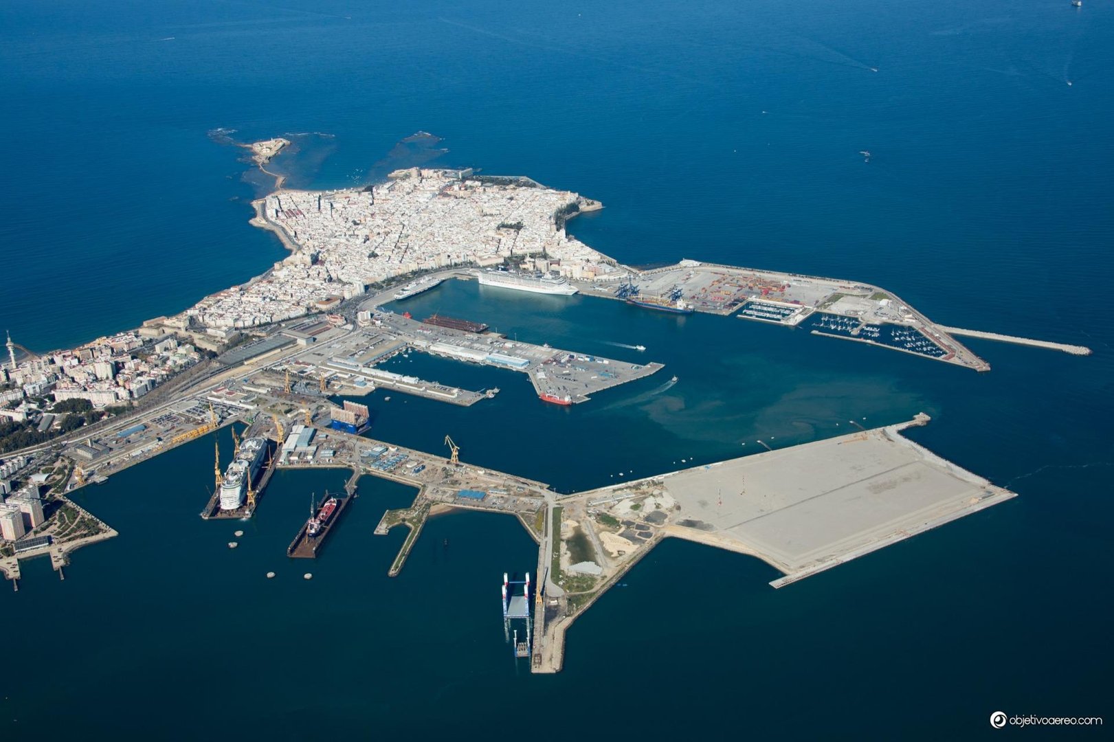 Piso de 30 m² en Cádiz