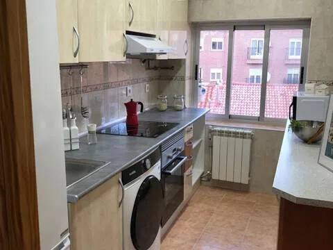 Habitación 120 m², Ávila