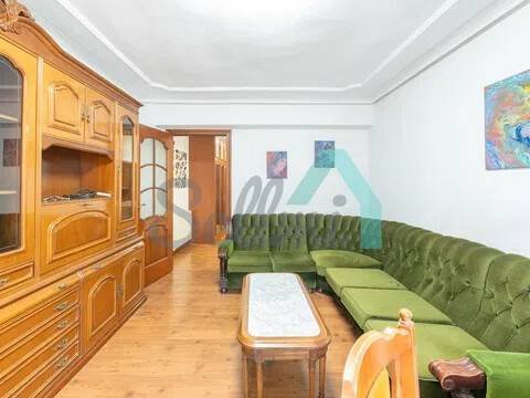 Pis de 127 m² a Oviedo