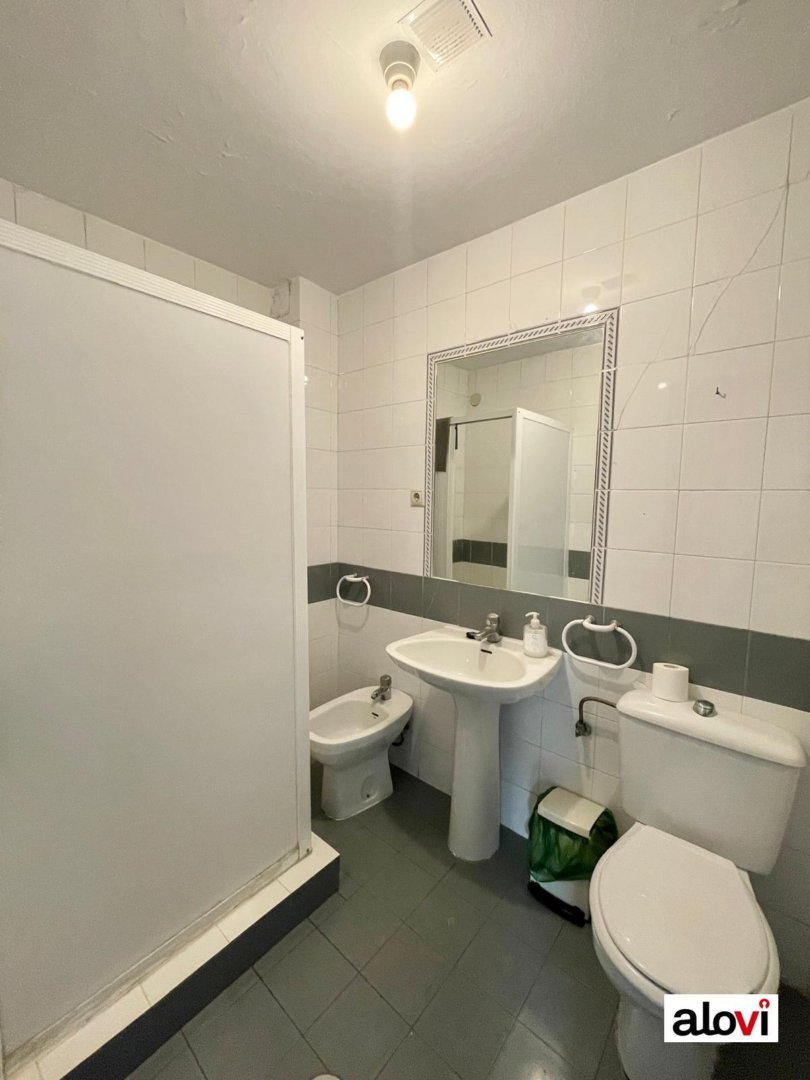 Habitación 200 m², Granada