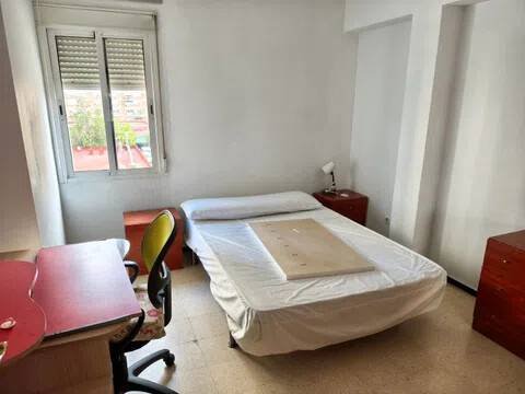 Piso de 80 m² en Sevilla