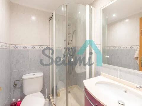 Flat 86 m² in Oviedo