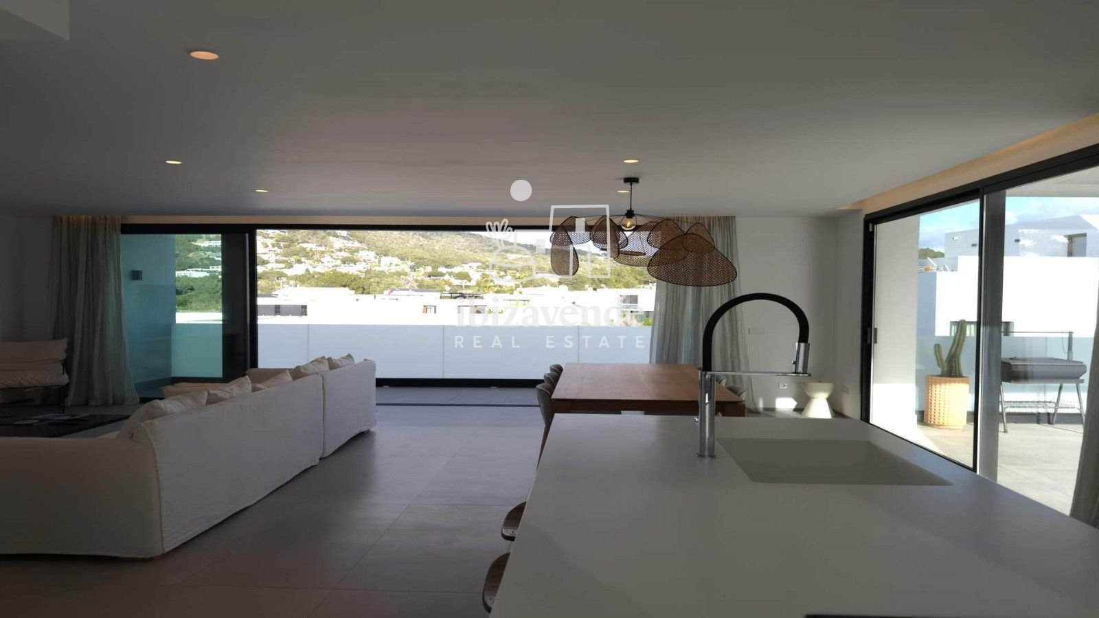 Дом 595 м² в Santa Eulària des Riu