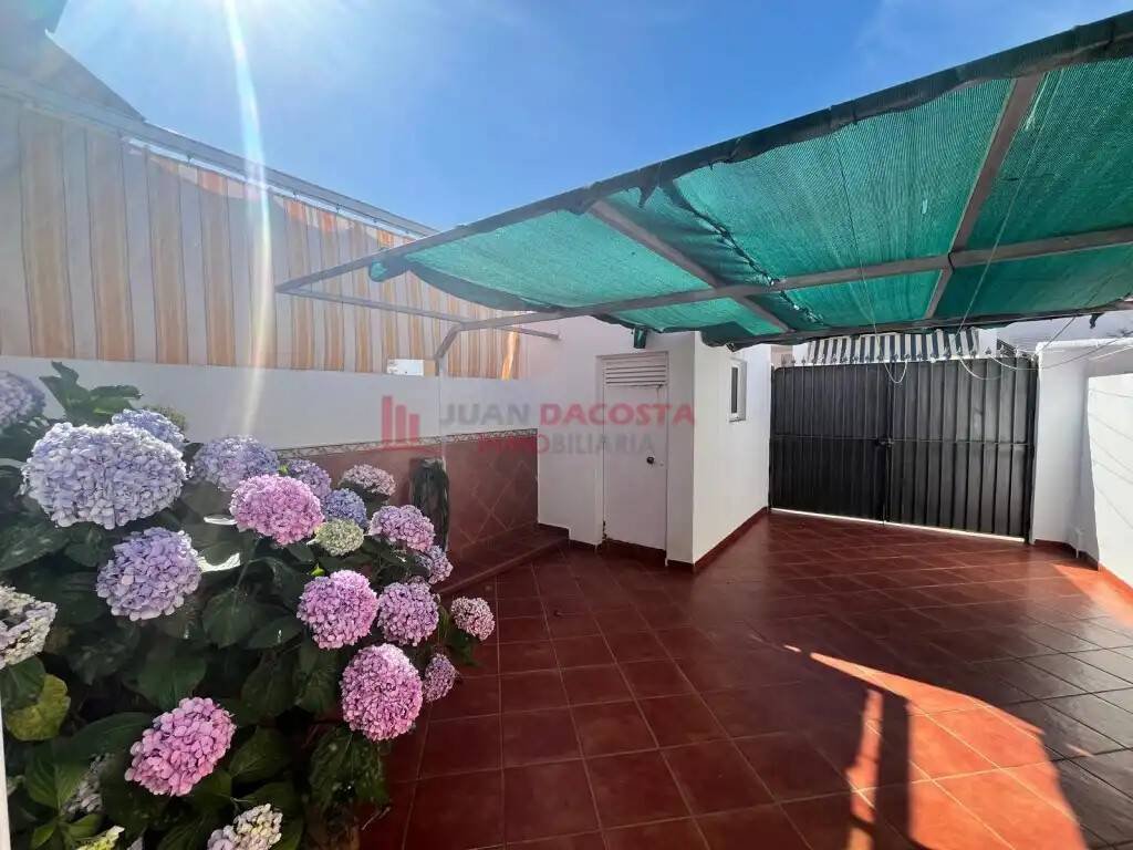 Casa de 100 m² en Lepe