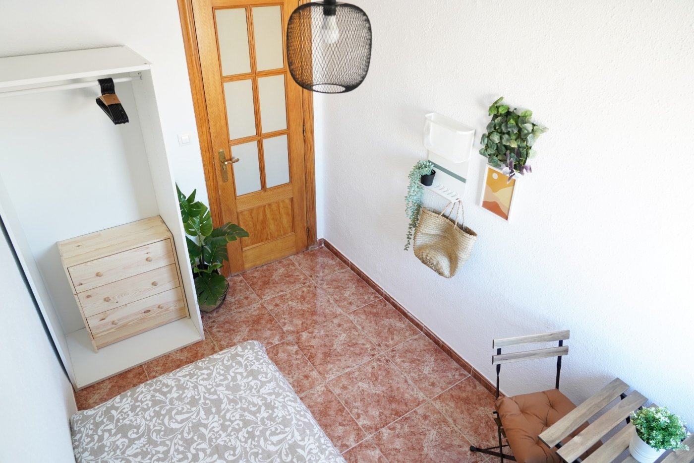 Zimmer 89 m², Valencia