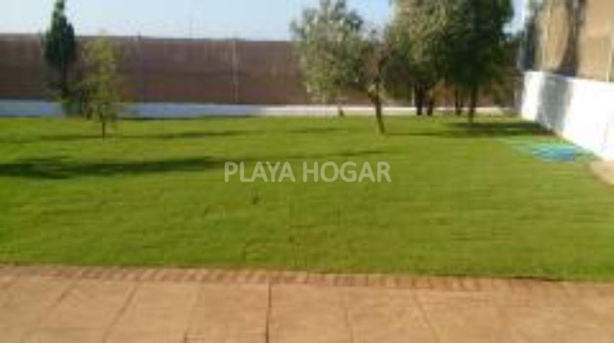 Casa de 90 m² en Rota