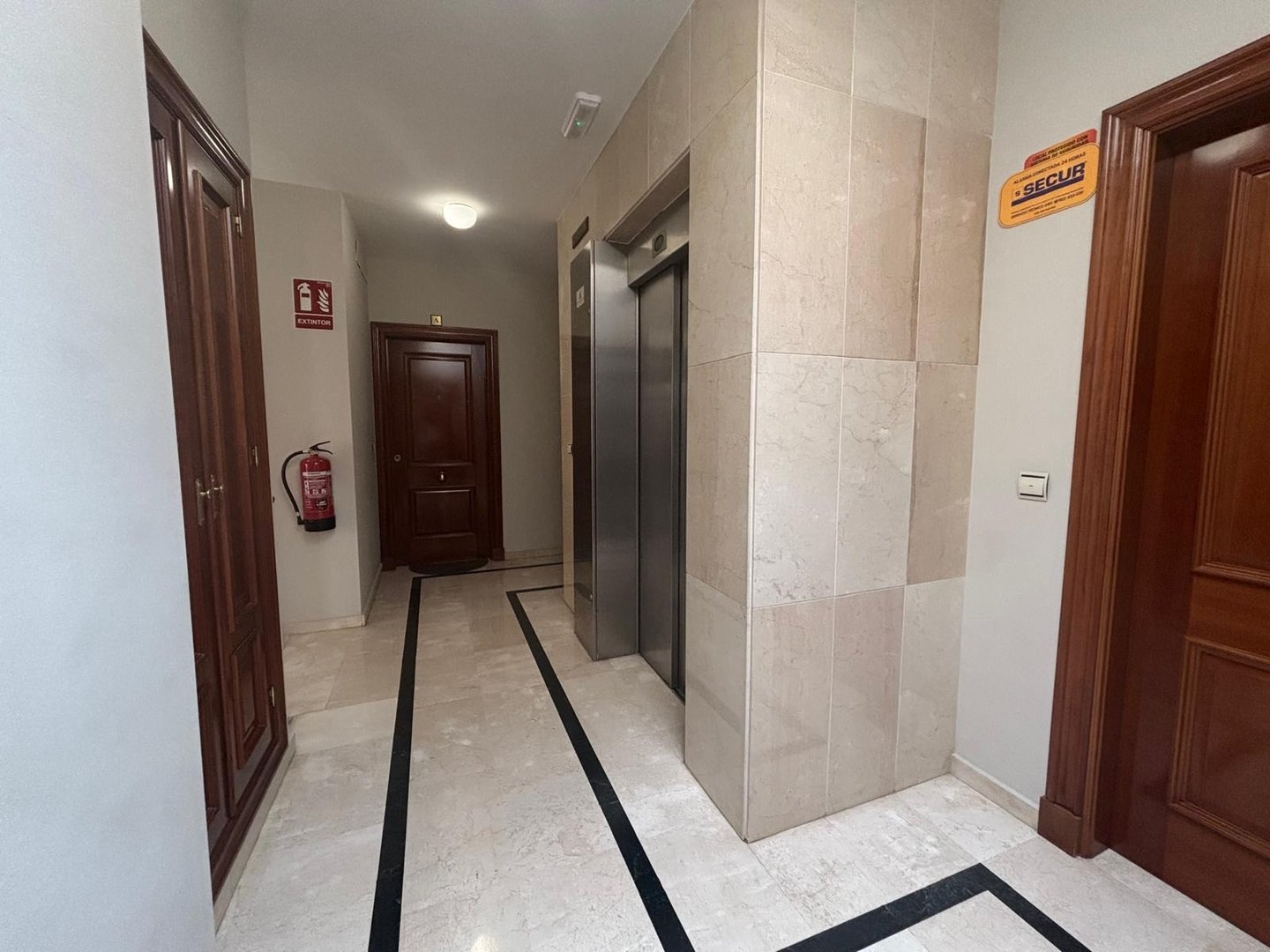 Piso de 140 m² en Granada