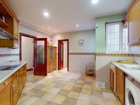 Piso de 178 m² en Bilbao