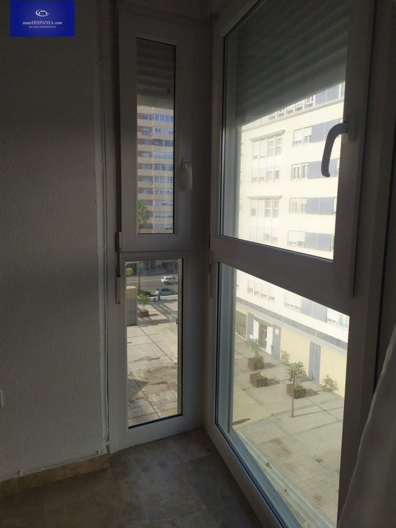 Piso de 86 m² en Cádiz