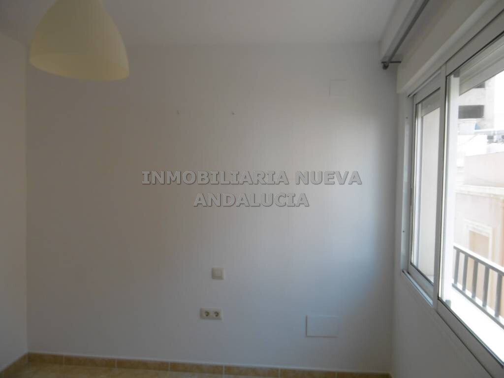 Piso de 90 m² en Almería