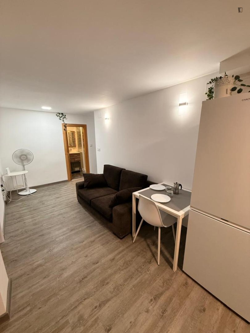 Chambre à louer, Valence