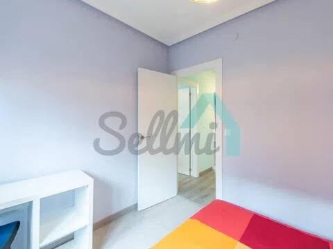 Piso de 80 m² en Oviedo