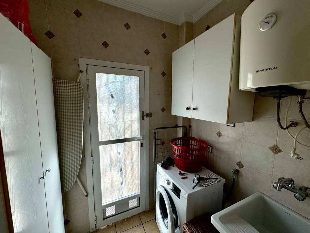 Casa de 150 m² en Jacarilla