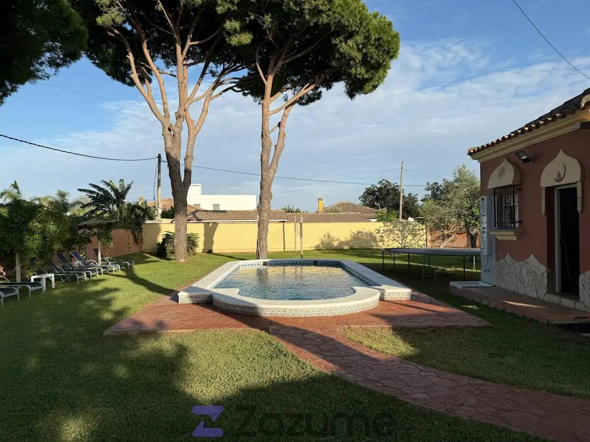 Casa de 210 m² a Chiclana de la Frontera