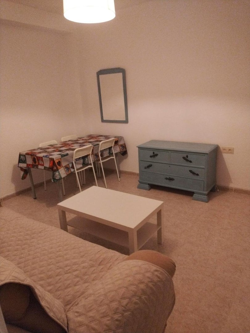 Piso de 95 m² en Granada