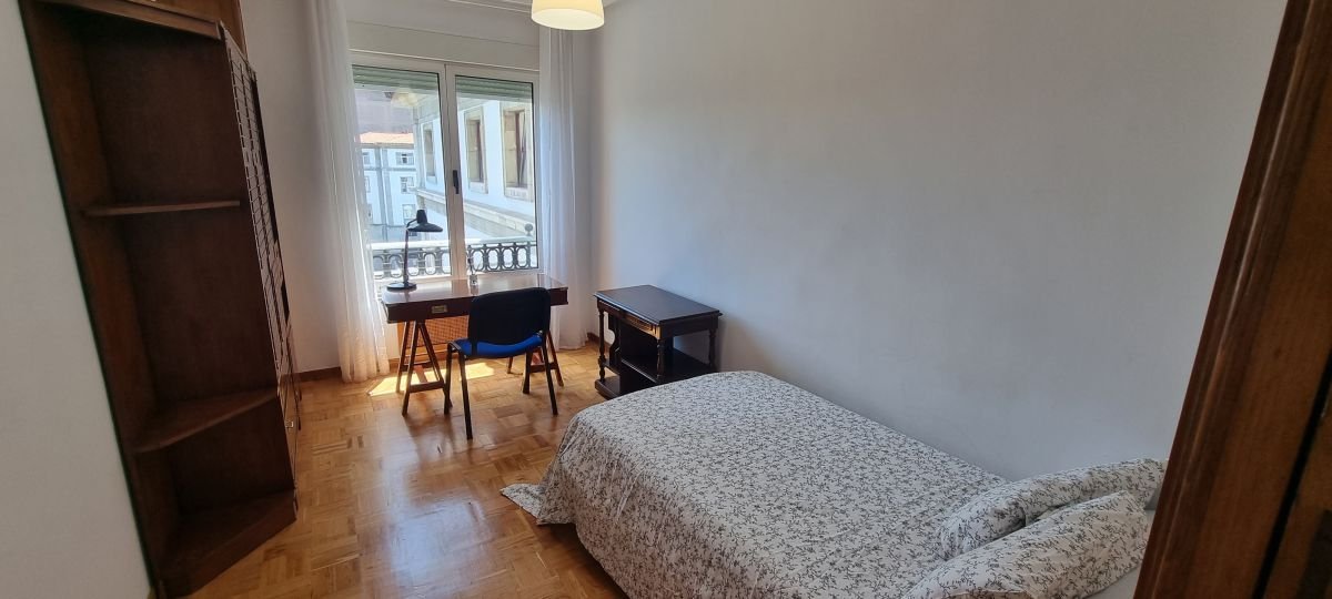 Piso de 163 m² en Oviedo