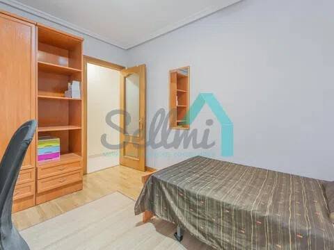 Piso de 120 m² en Oviedo