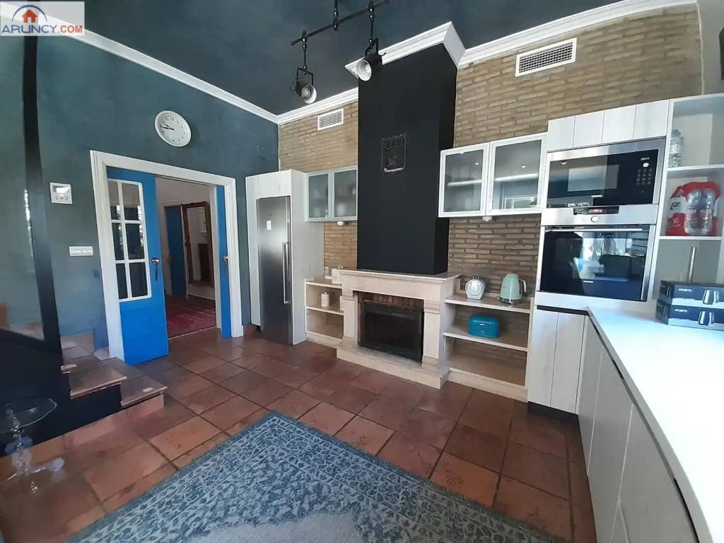 Piso de 418 m² en Dos Hermanas