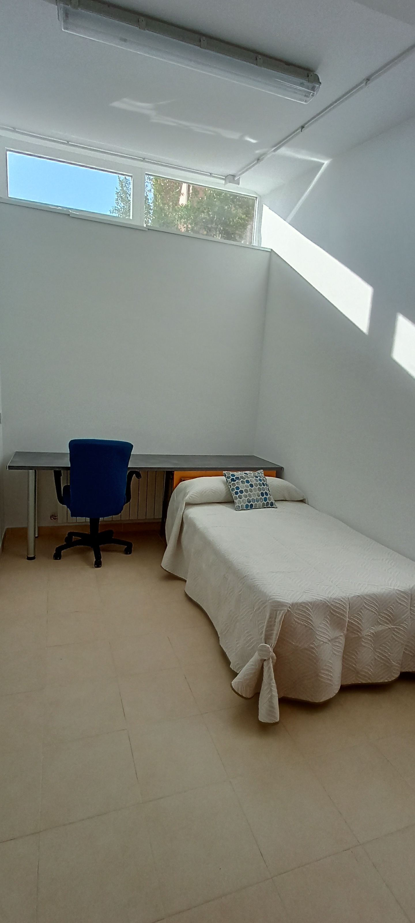 Habitación 150 m², Ávila