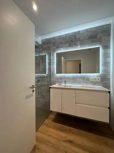 Wohnung 147 m² in Santiago de Compostela