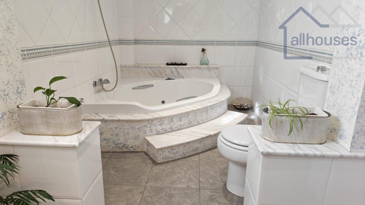 Casa de 362 m² en Vigo