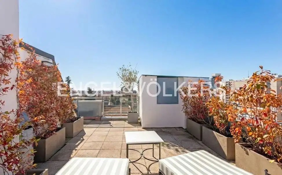 Appartamento 172 m² a Madrid