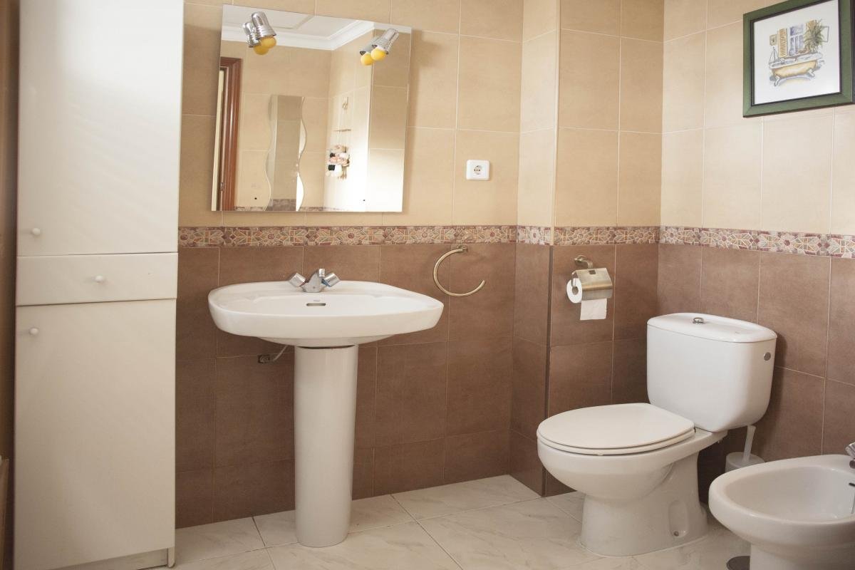 Habitación en alquiler, Sanlúcar la Mayor