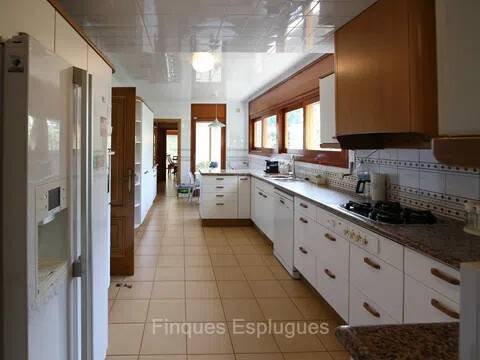 Casa de 619 m² en Esplugues de Llobregat