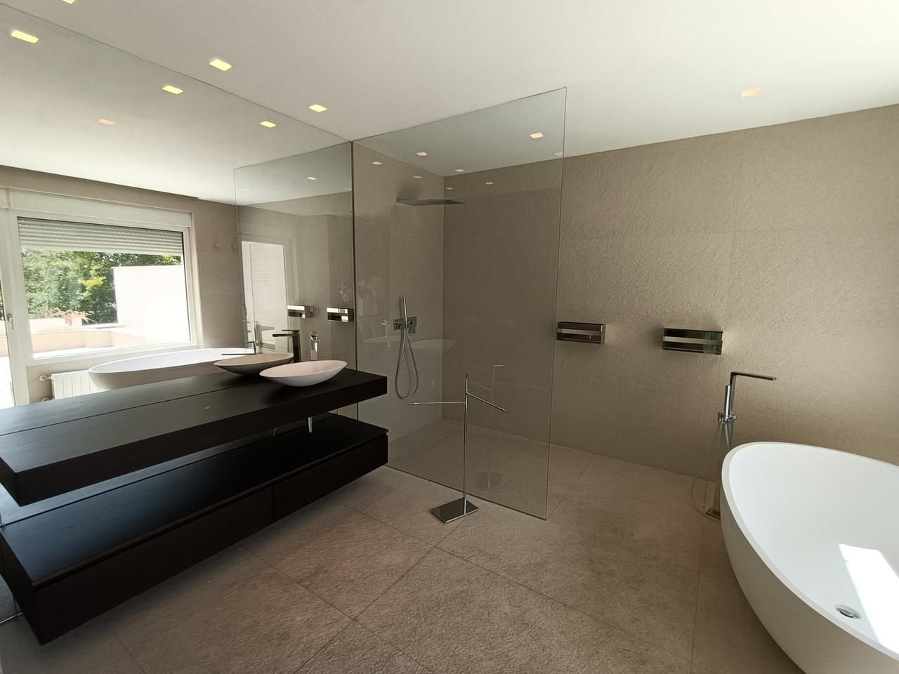 Casa de 1913 m² a Alcobendas