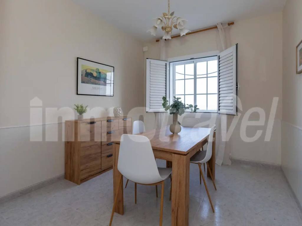 Piso de 100 m² en Sanxenxo