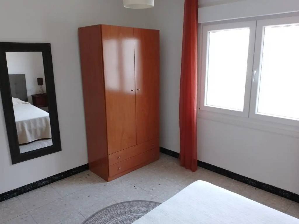 Piso de 100 m² en Ribeira