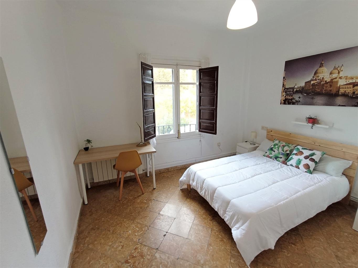 Habitación 310 m², Granada