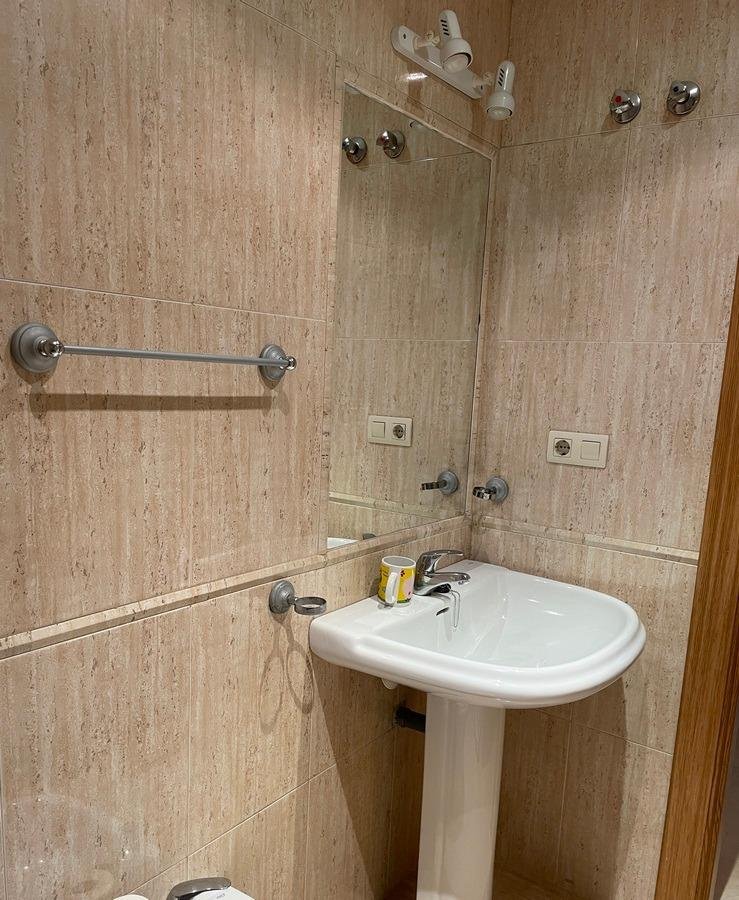 Piso de 80 m² en Granada