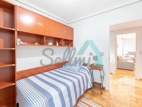 Piso de 72 m² en Oviedo