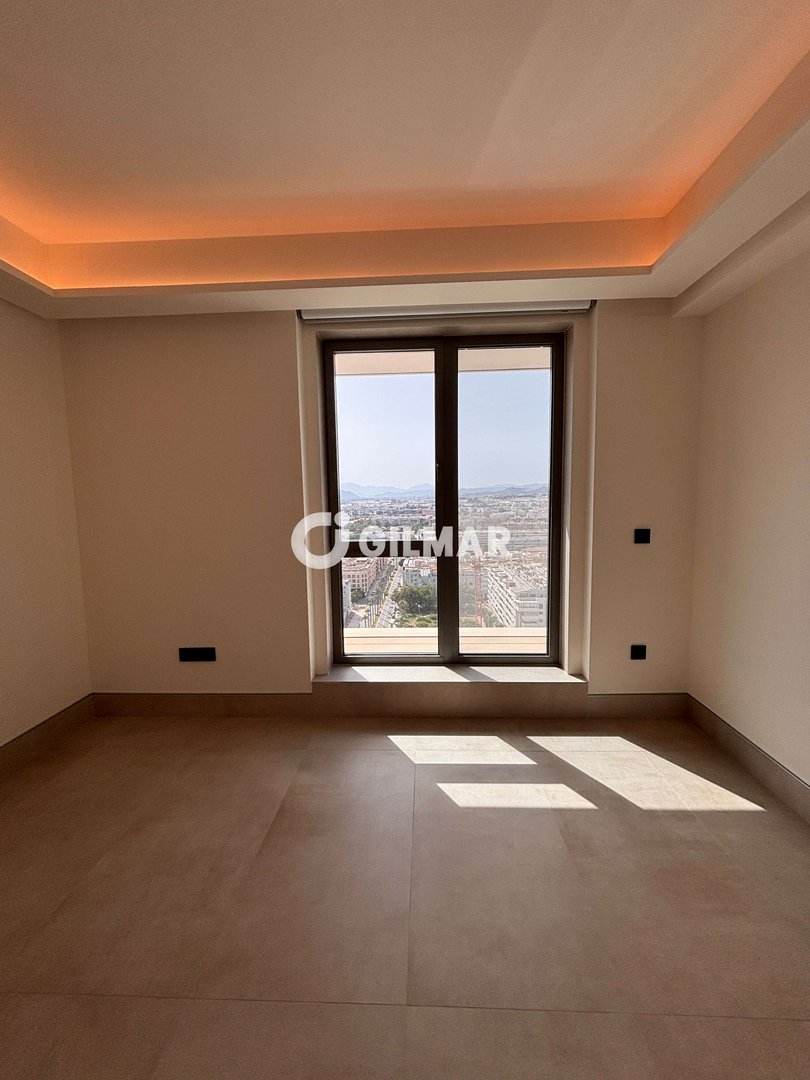 Wohnung 309 m² in Málaga