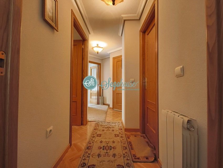 Piso de 85 m² en Segovia