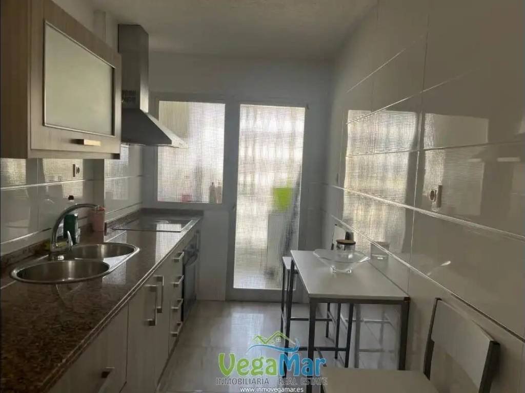 Piso de 120 m² en Almuñécar
