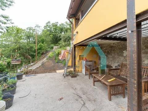Casa de 100 m² en Mieres