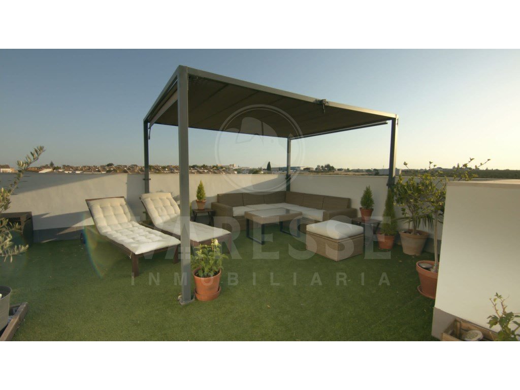 Piso de 169 m² en Espartinas