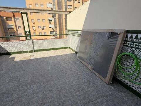 Piso de 95 m² en Sevilla