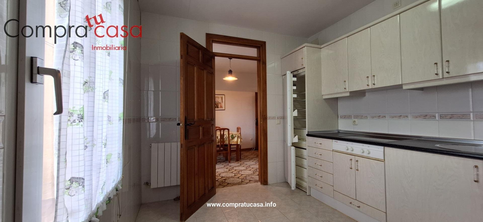 Casa de 561 m² a Espirdo